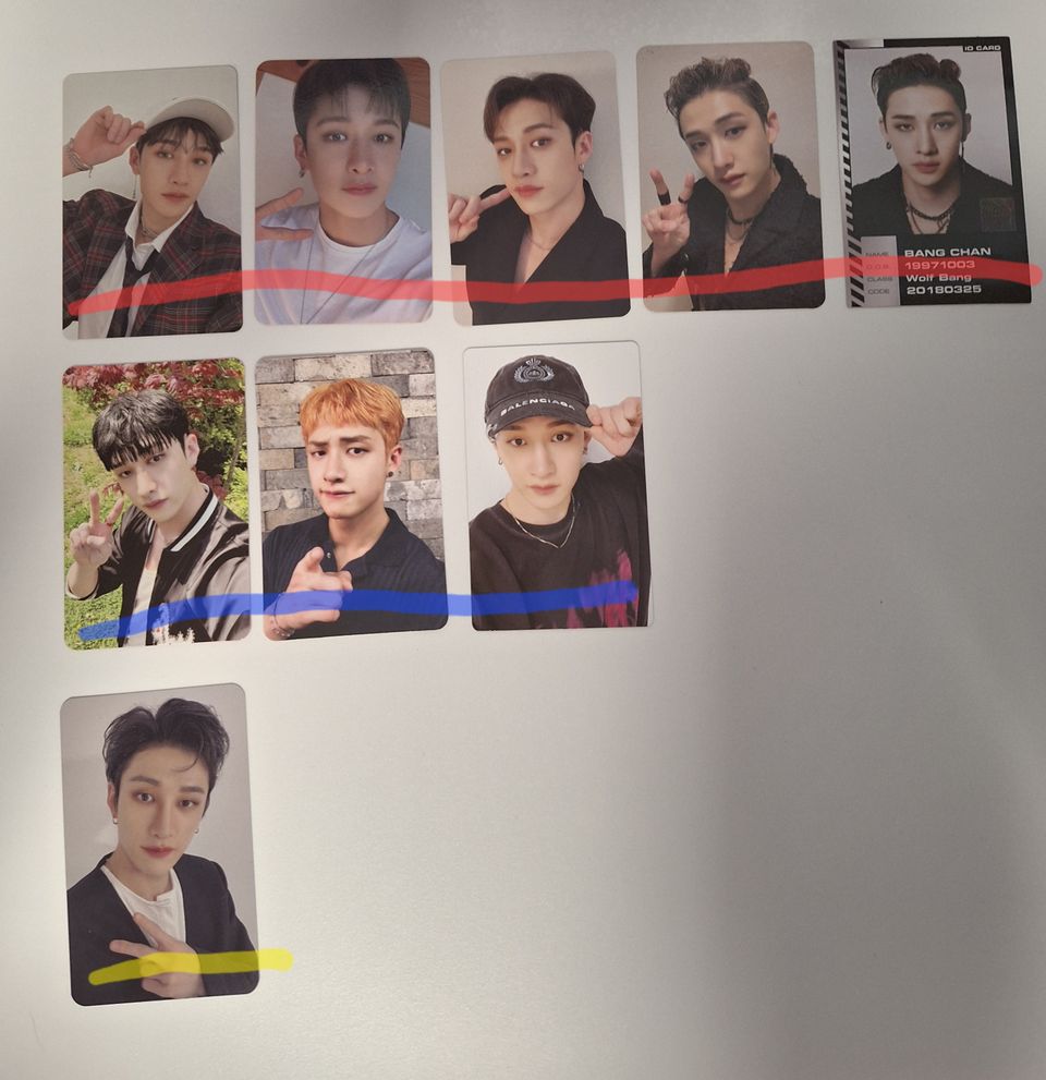 Stray kids photocards