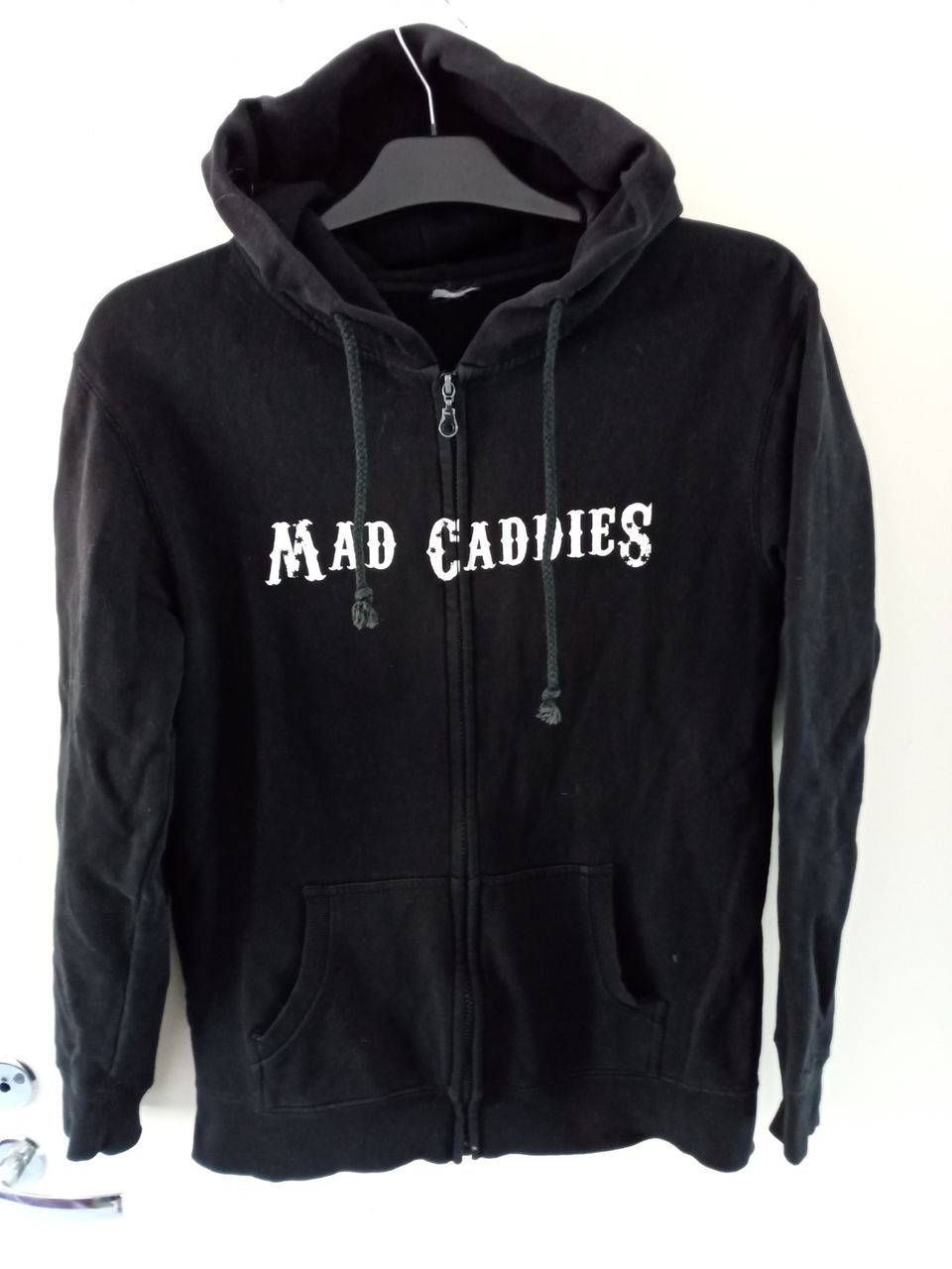 MAD CADDIES bändin huppari, koko L/XL