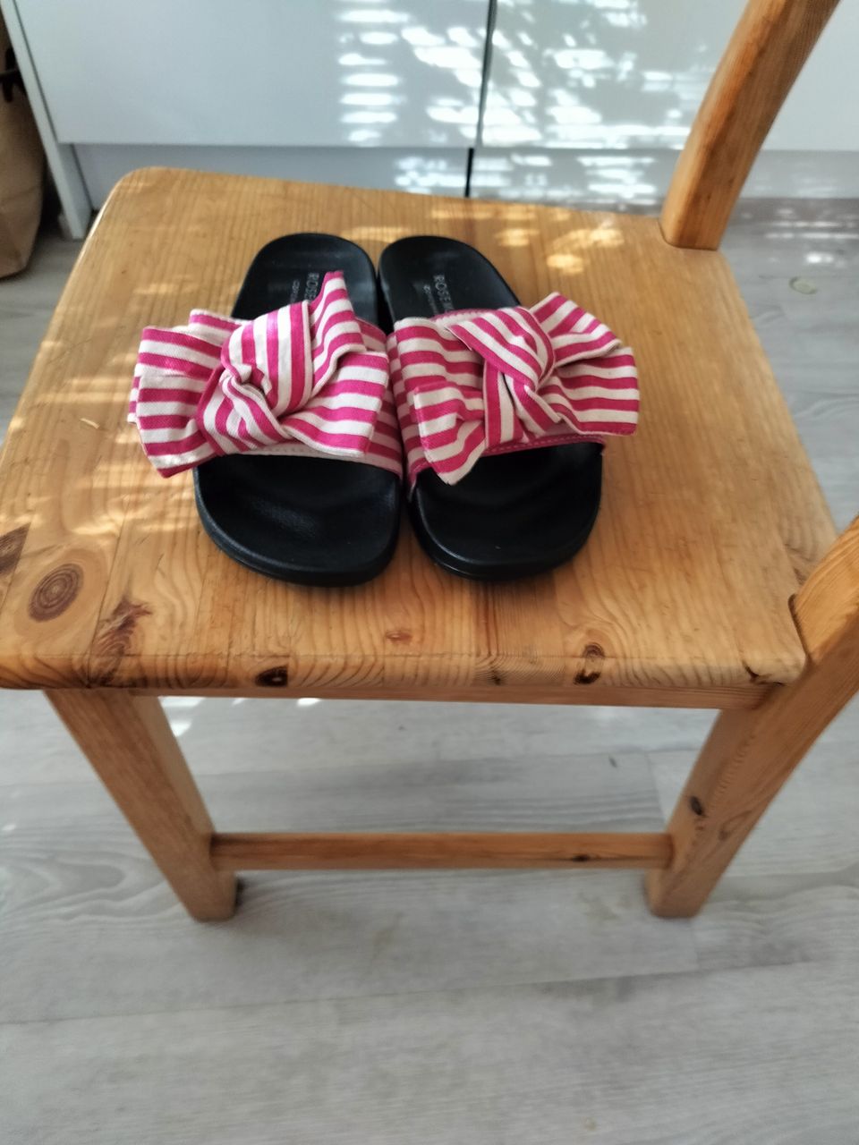 Uudet Rosemunde rusetti sandaalit,koko 40