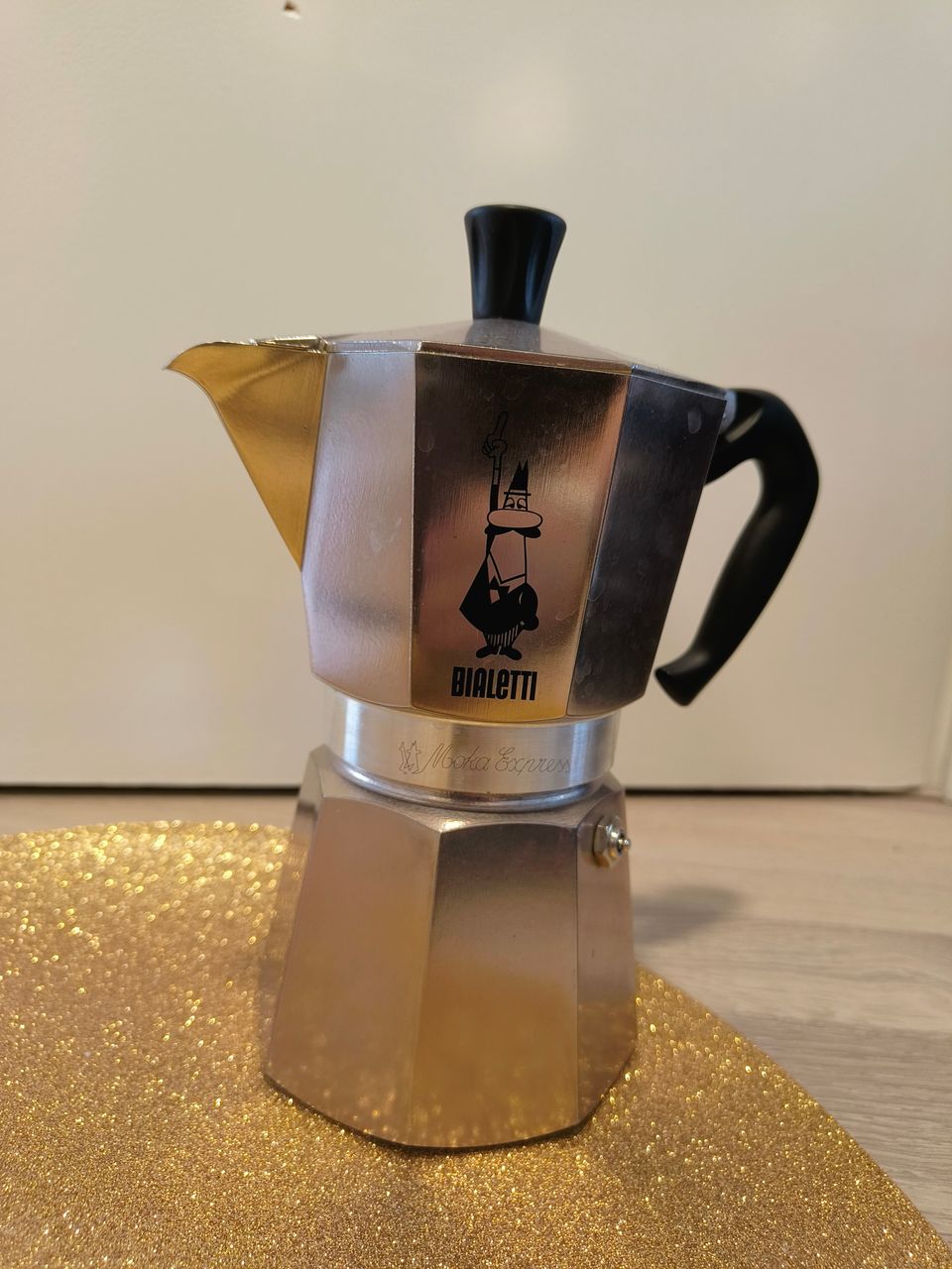 Bialetti mutteripannu 6 kupin rose gold