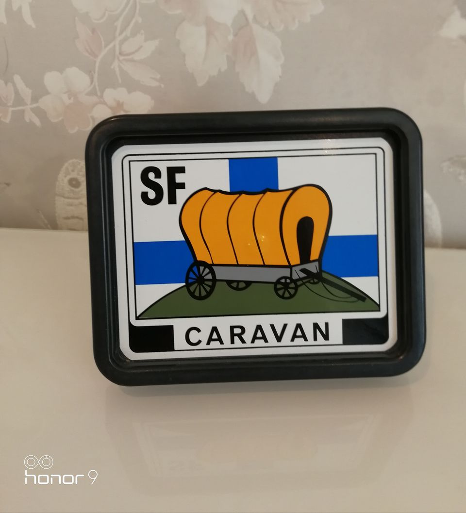 SF caravan merkki