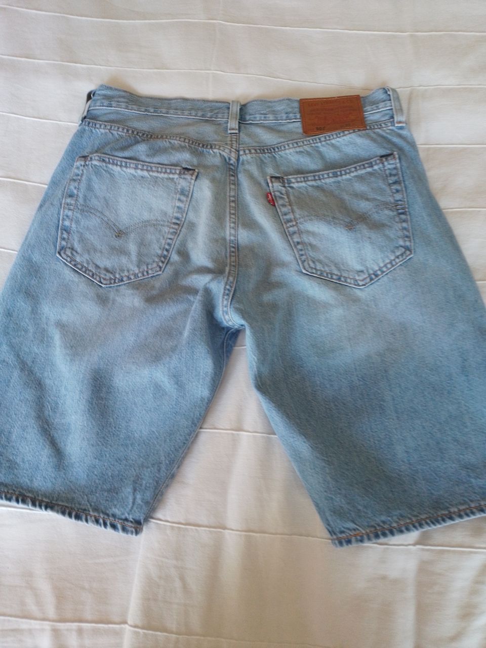 LEVIS 501 W32 farku shortsit.