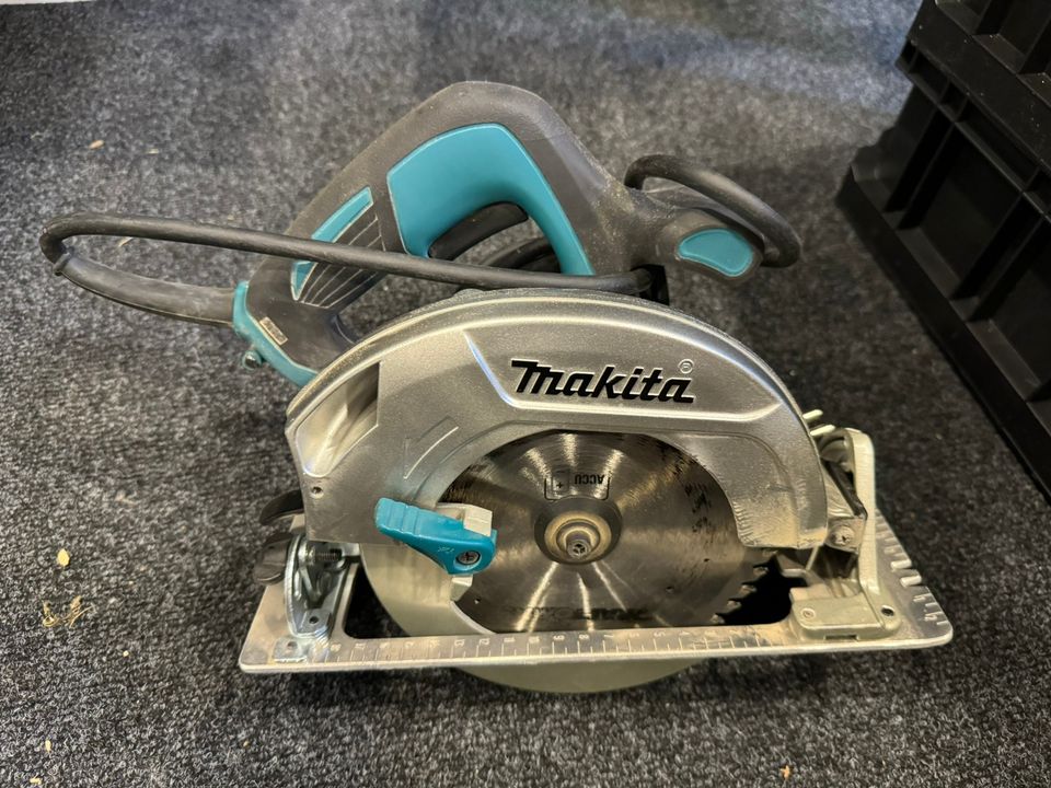 Makita HS6601 pyörösaha