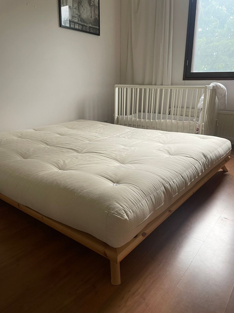 Futon Patja + Sänkyrunko (180cm x 200cm)