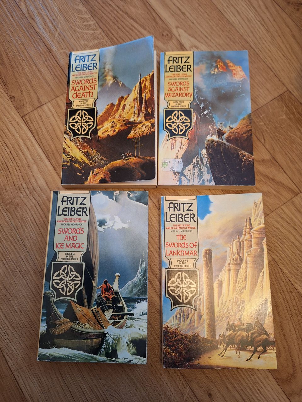 Fantasiaa:   Fritz Leiber: Swords-sarjaa