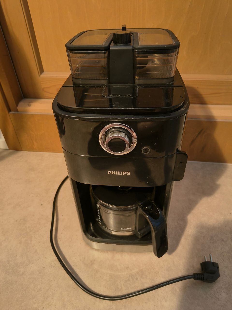 Philips Kahvinkeitin Grind & Brew