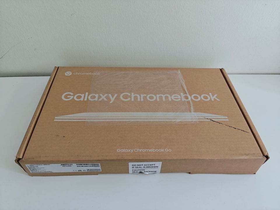 Chromebook Go 14"