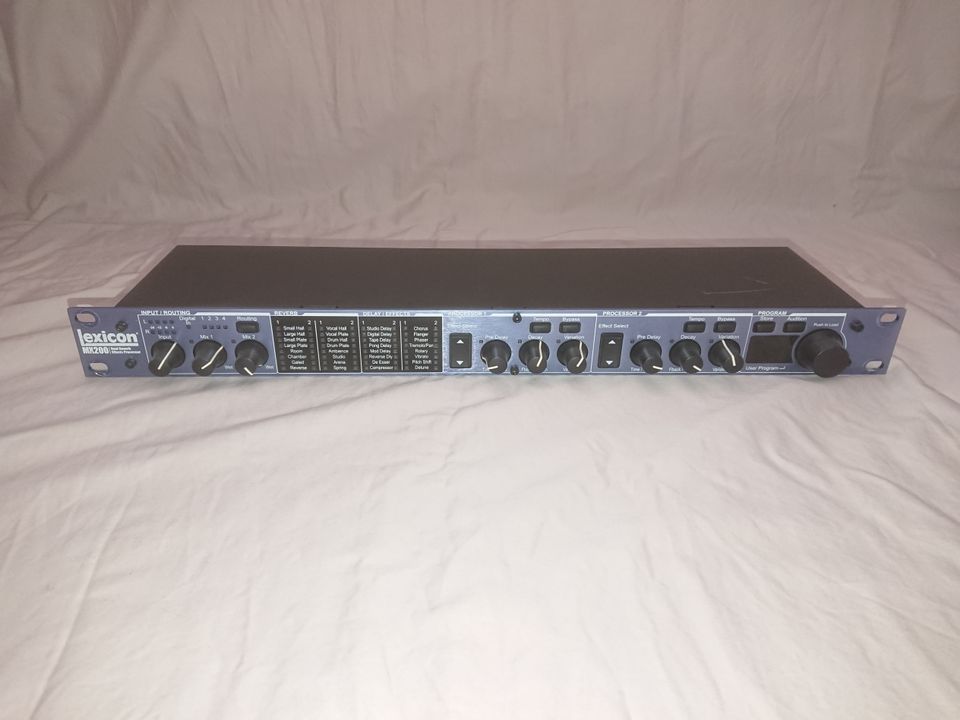 Lexicon MX200 Stereo Reverb/Effects Processor