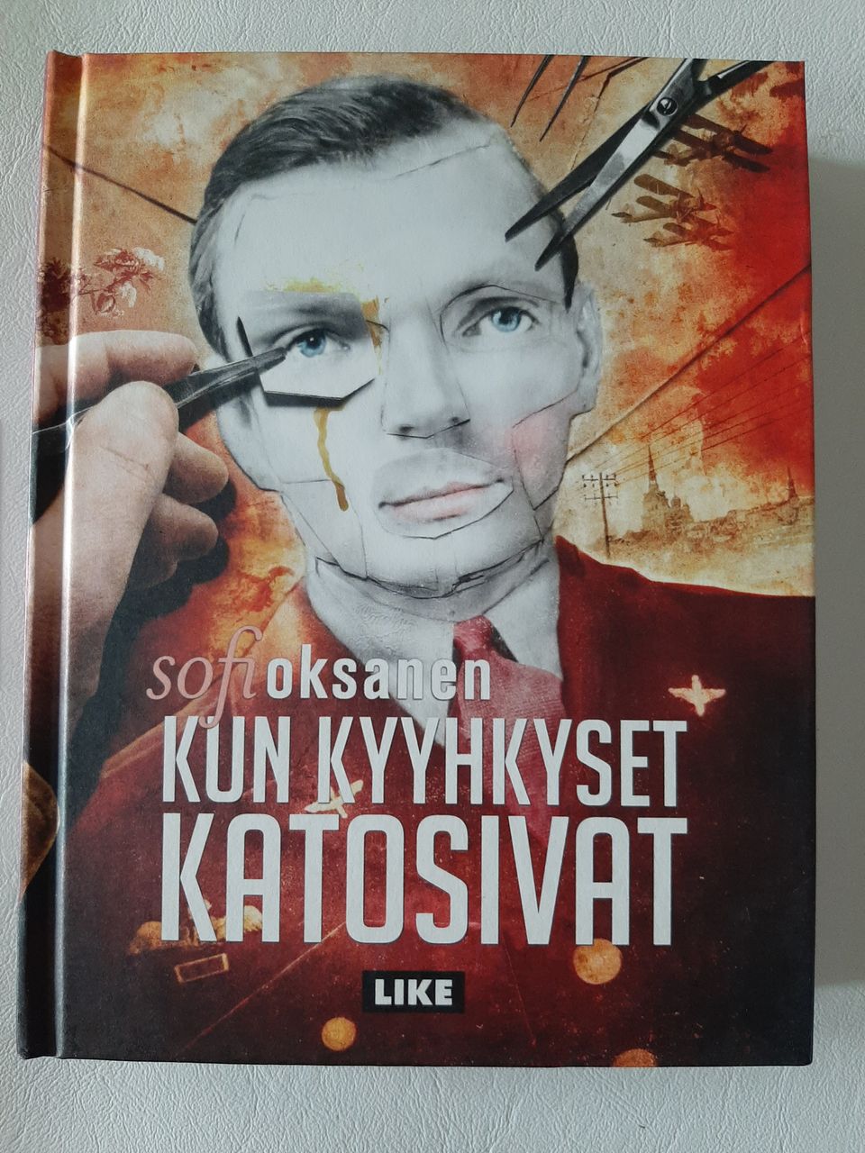 Kirja: Sofi Oksanen: Kun kyyhkyset katosivat