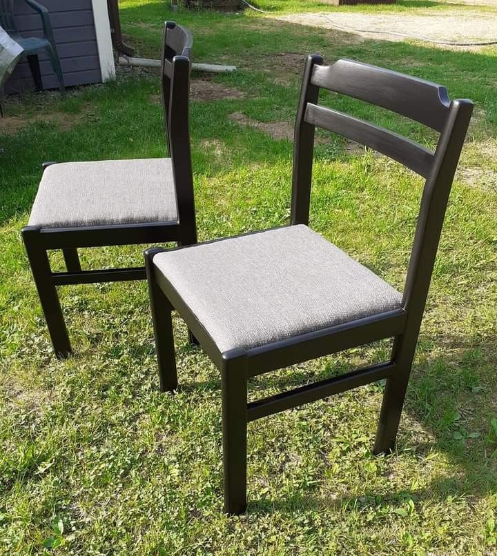 Mustat tuolit kangasistuimella 2kpl.