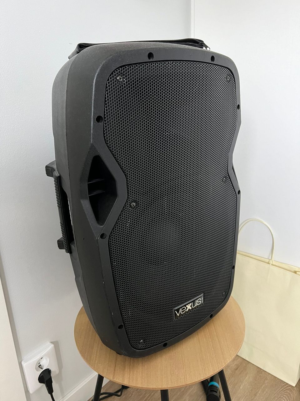 Vexus API200ABT kaiutin (600W)