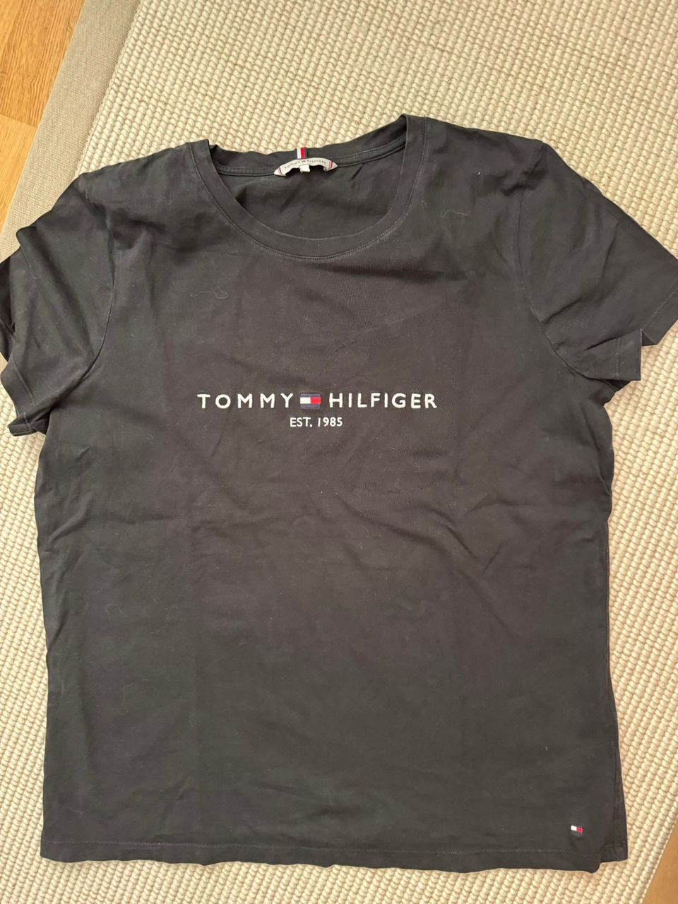 Unisex Tommy Hilfiger t-paita