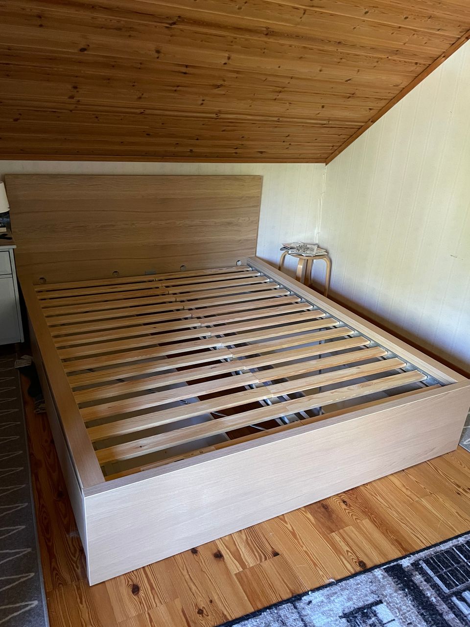 Ikea malm 160cm leveä sängynrunko