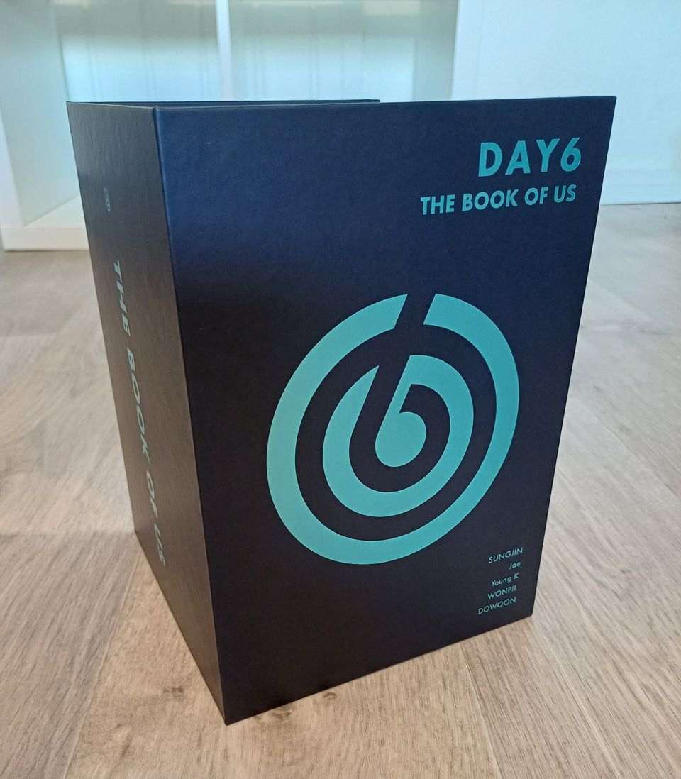 Day6 - The Book of Us package box (kpop)