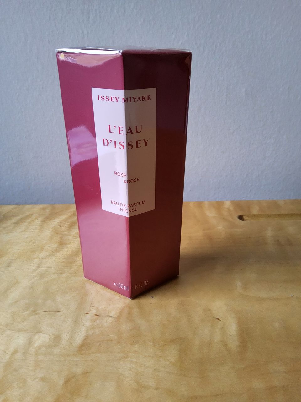 L' eau d' Issey Miyake rose & rose eau de parfum intense 50ml