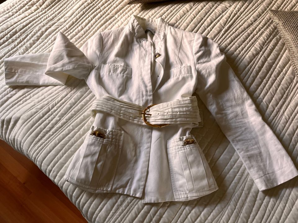 Zara valkoinen jakku