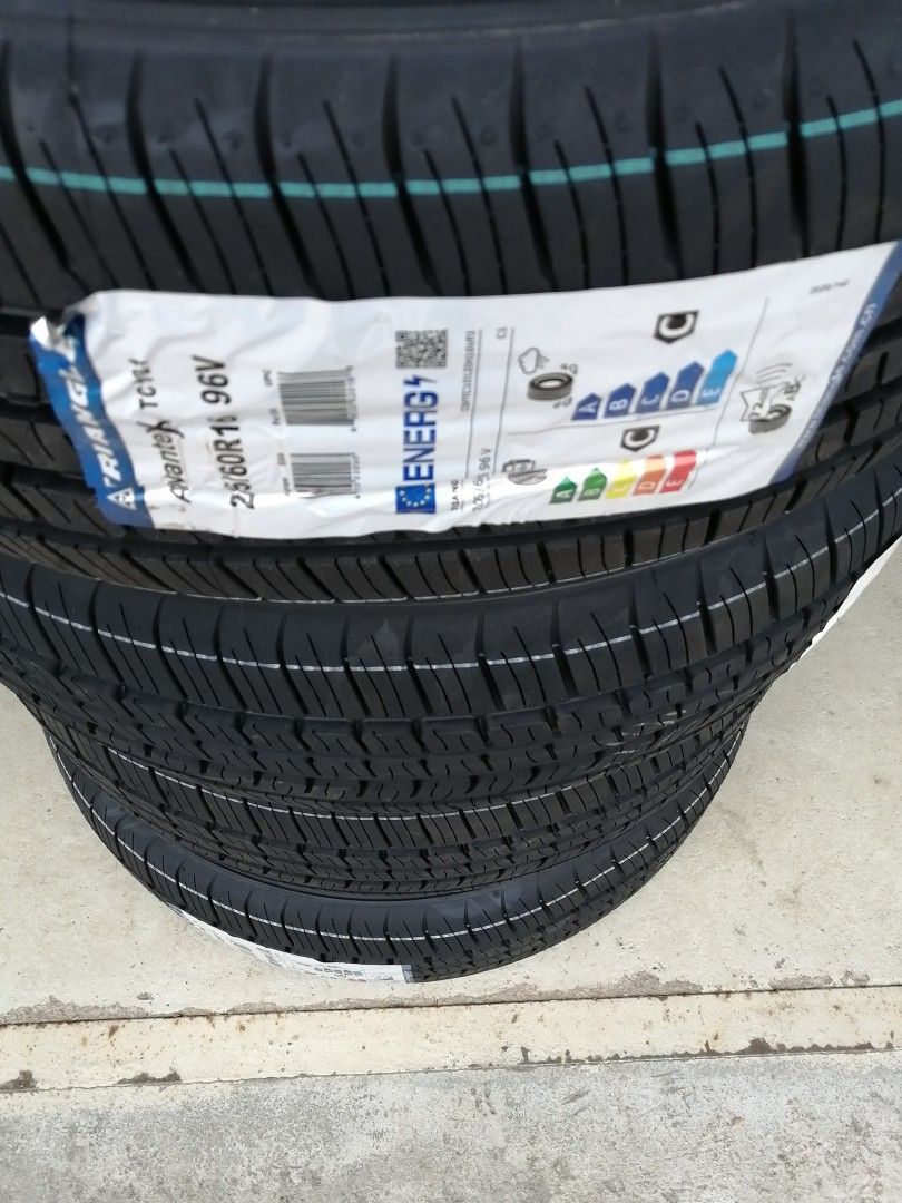 Uudet 205/60R16 kesärenkaat sis työt