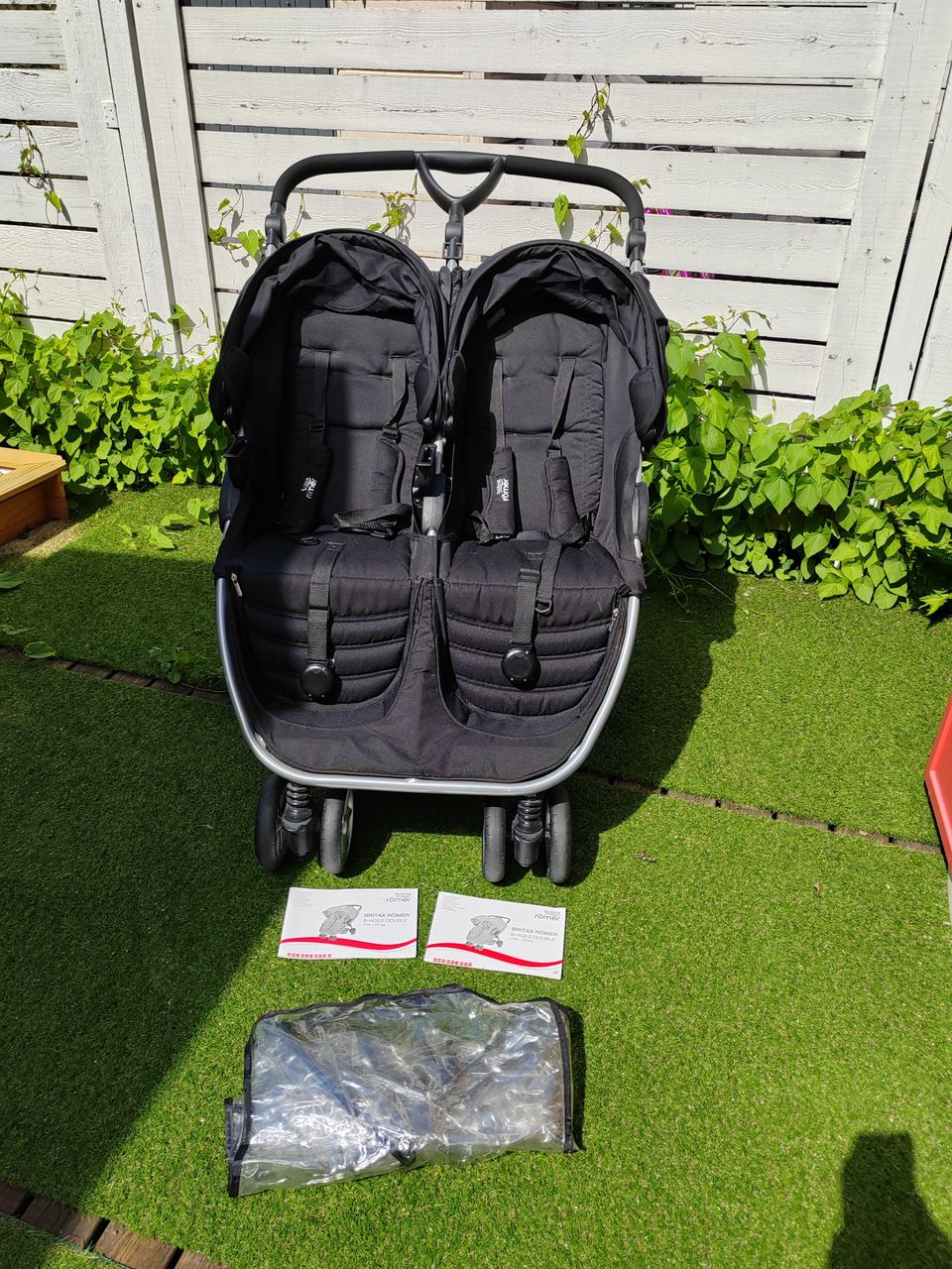 UUSI BRITAX RÖMER B-AGILE DOUBLE -tuplarattaat