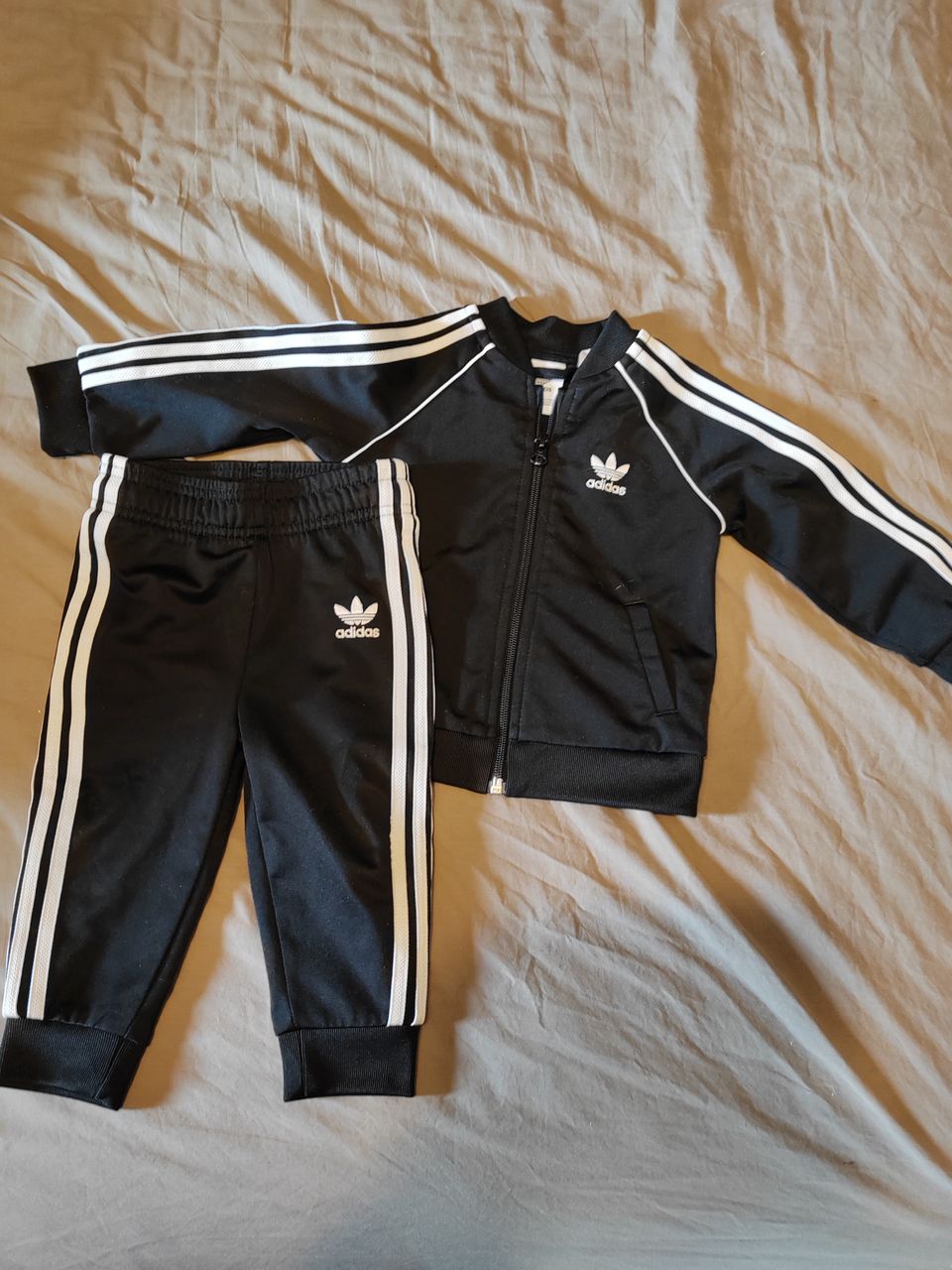 Adidas verkkapuku 80 cm