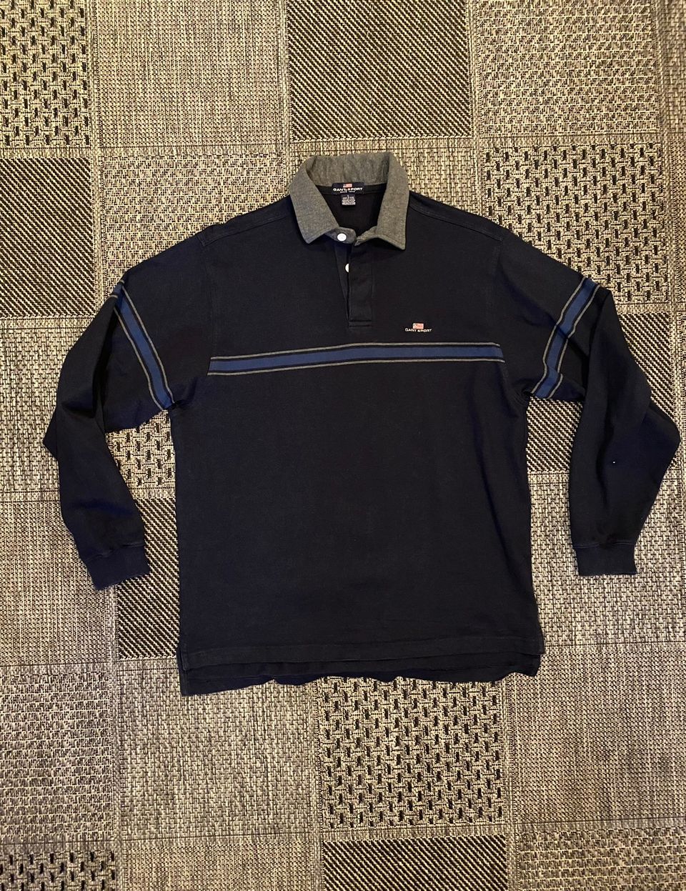 GANT SPORT mens L rugby shirt fit is modern regular 100%cotton sweatshirt fabric