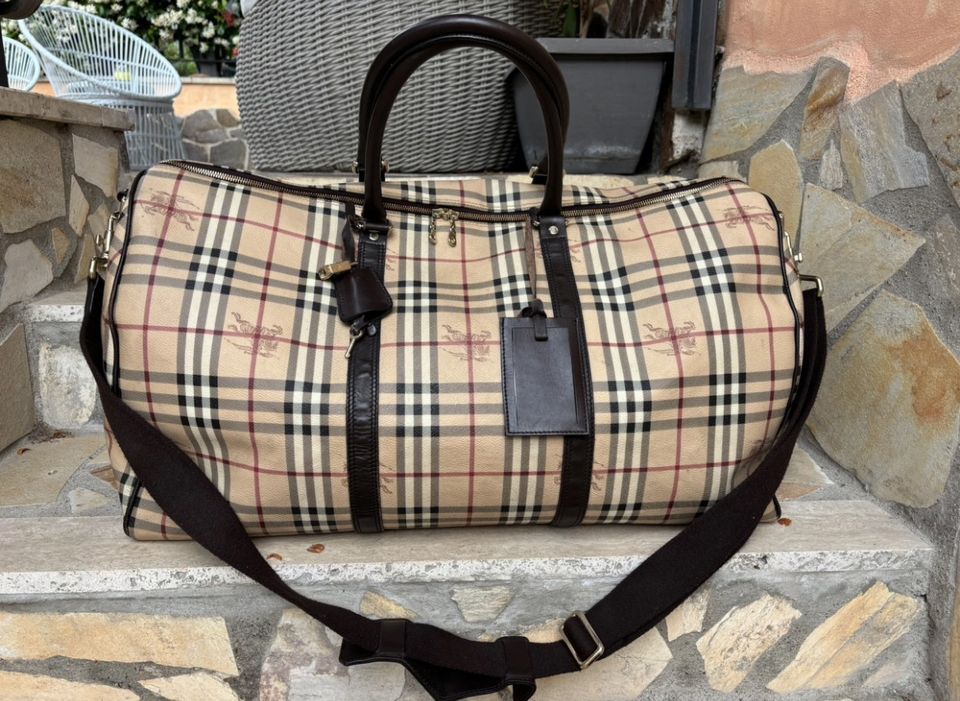 BURBERRY leather travel bag