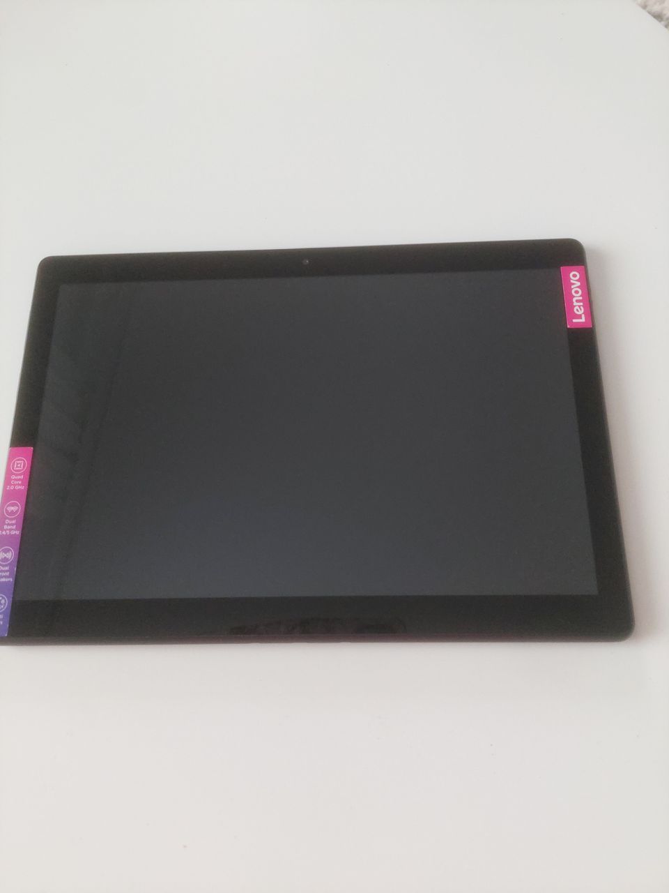 Uusi veroinen Lenovo tabletti 25×17