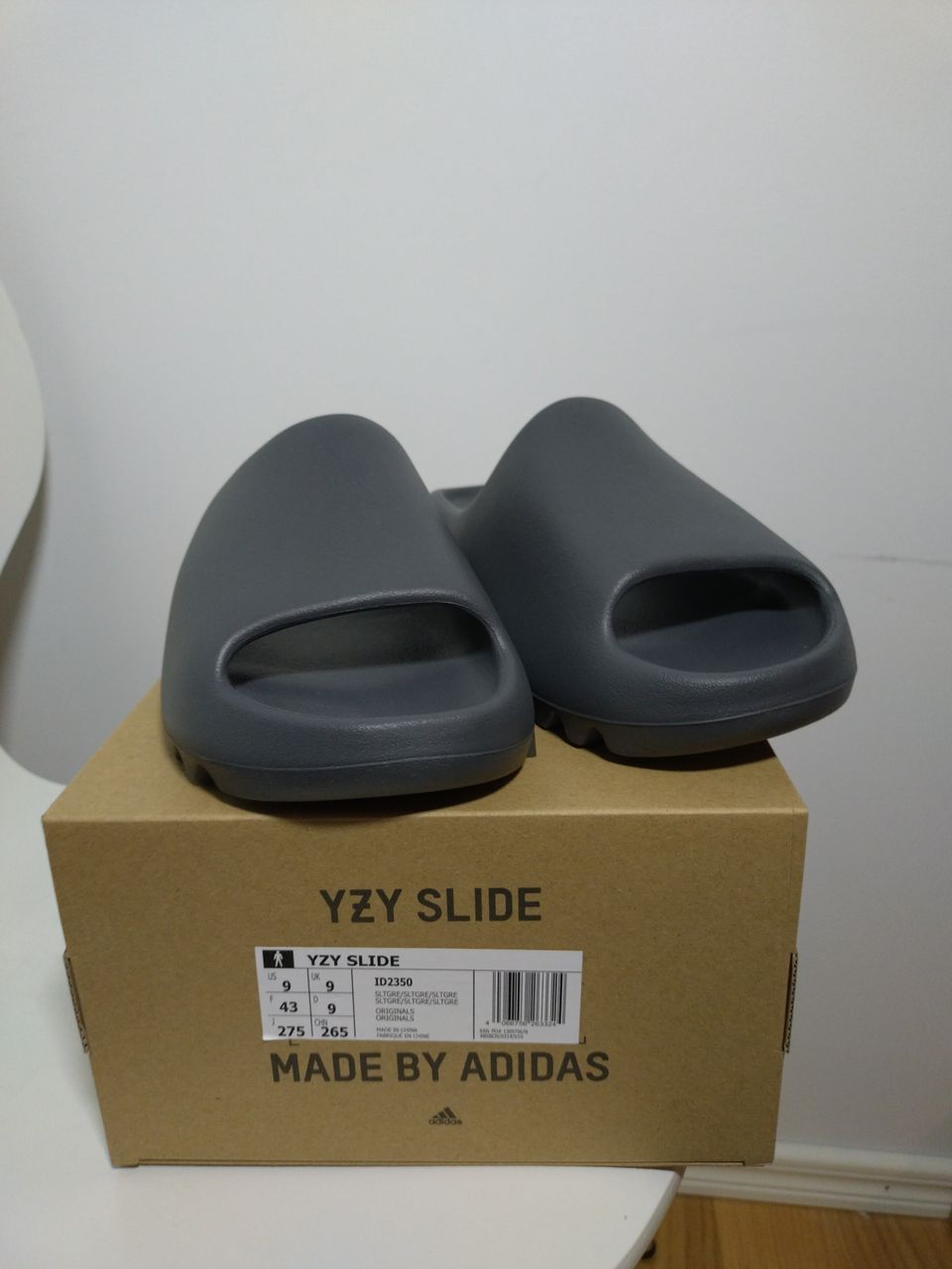 Yeezy slide slate gray