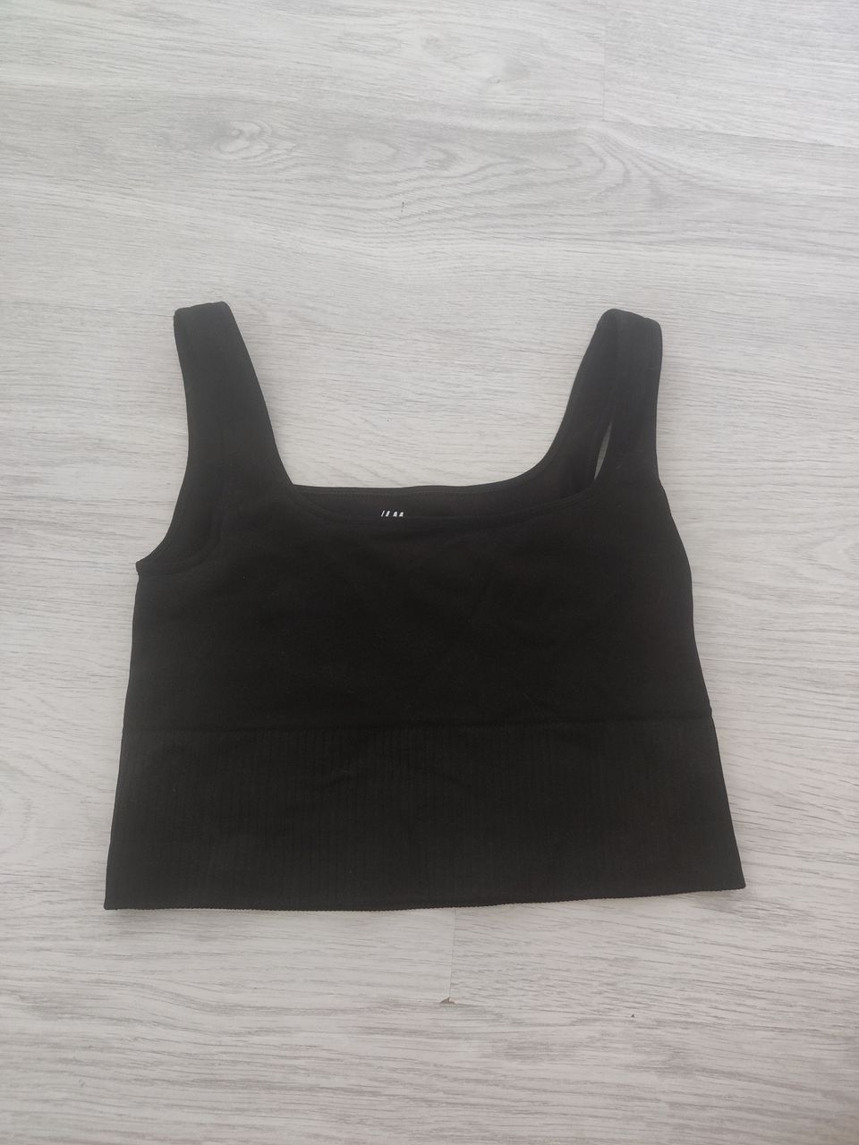 H&m sport treenitoppi, S