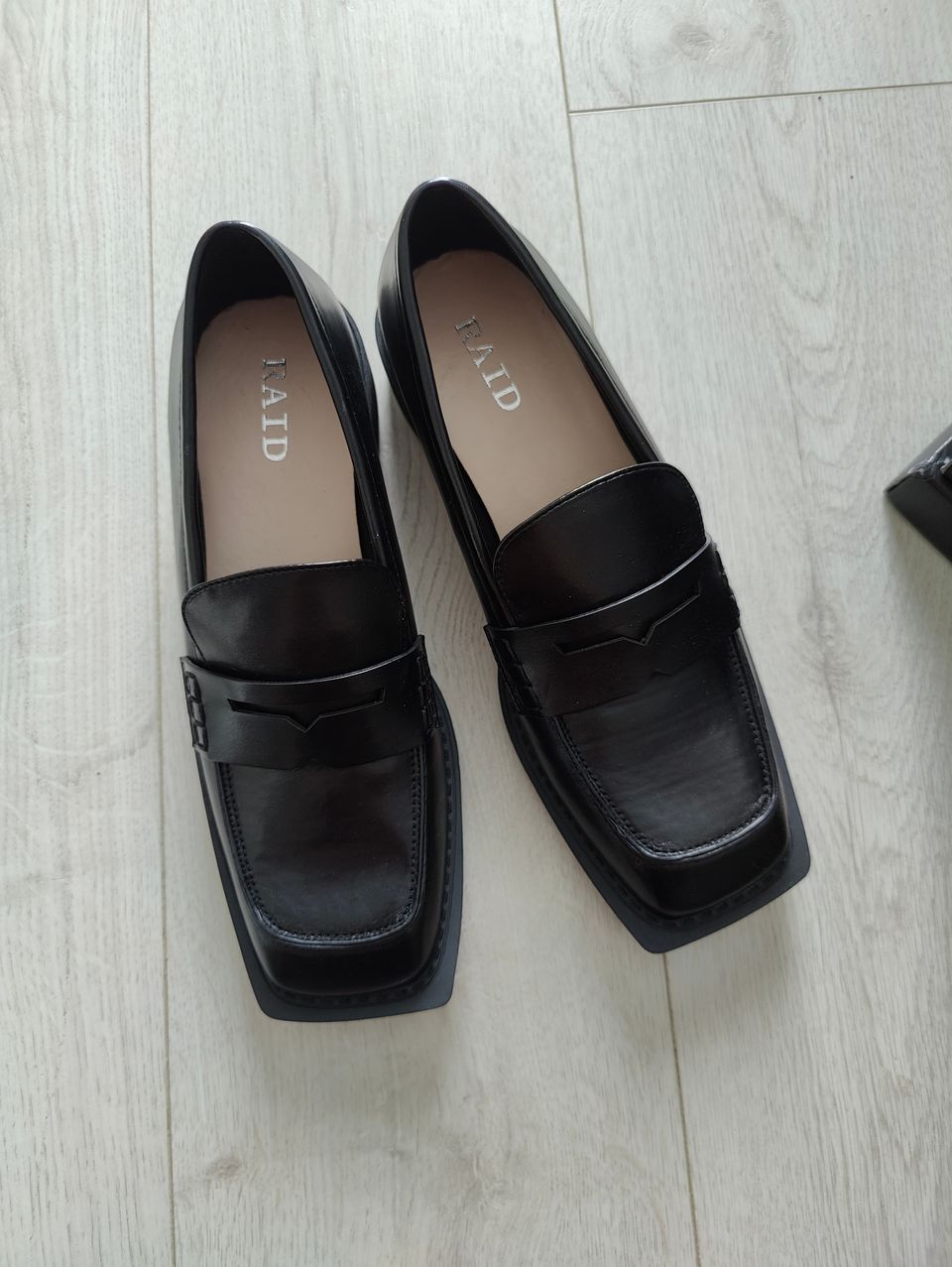 Uudet loaferit koko 40