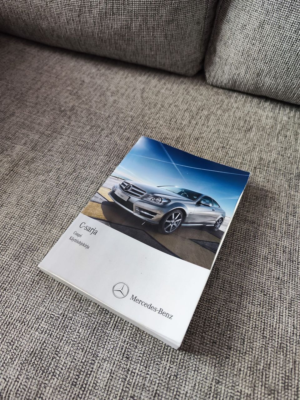 Käyttöohjekirja Mercedes Benz c sarja w 204  ( 2007-2014)