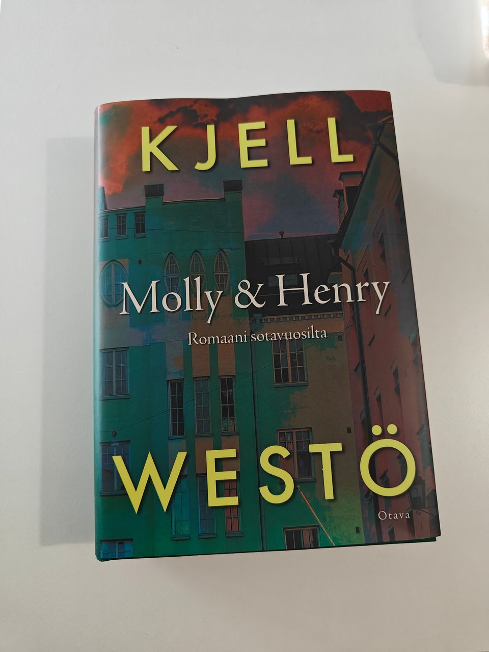 Kjell Westö: Molly & Henry romaani sotavuosilta