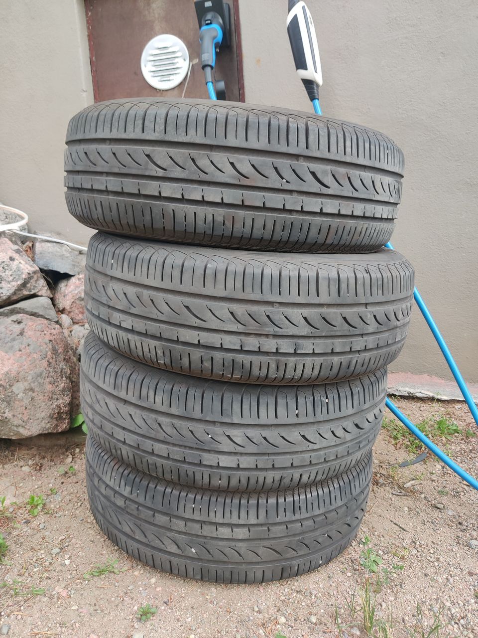 Kesärenkaat 195/65R15