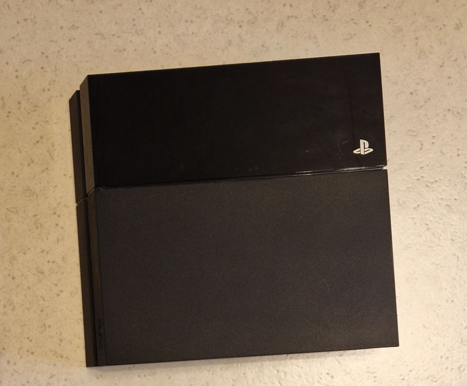 Playstation 4