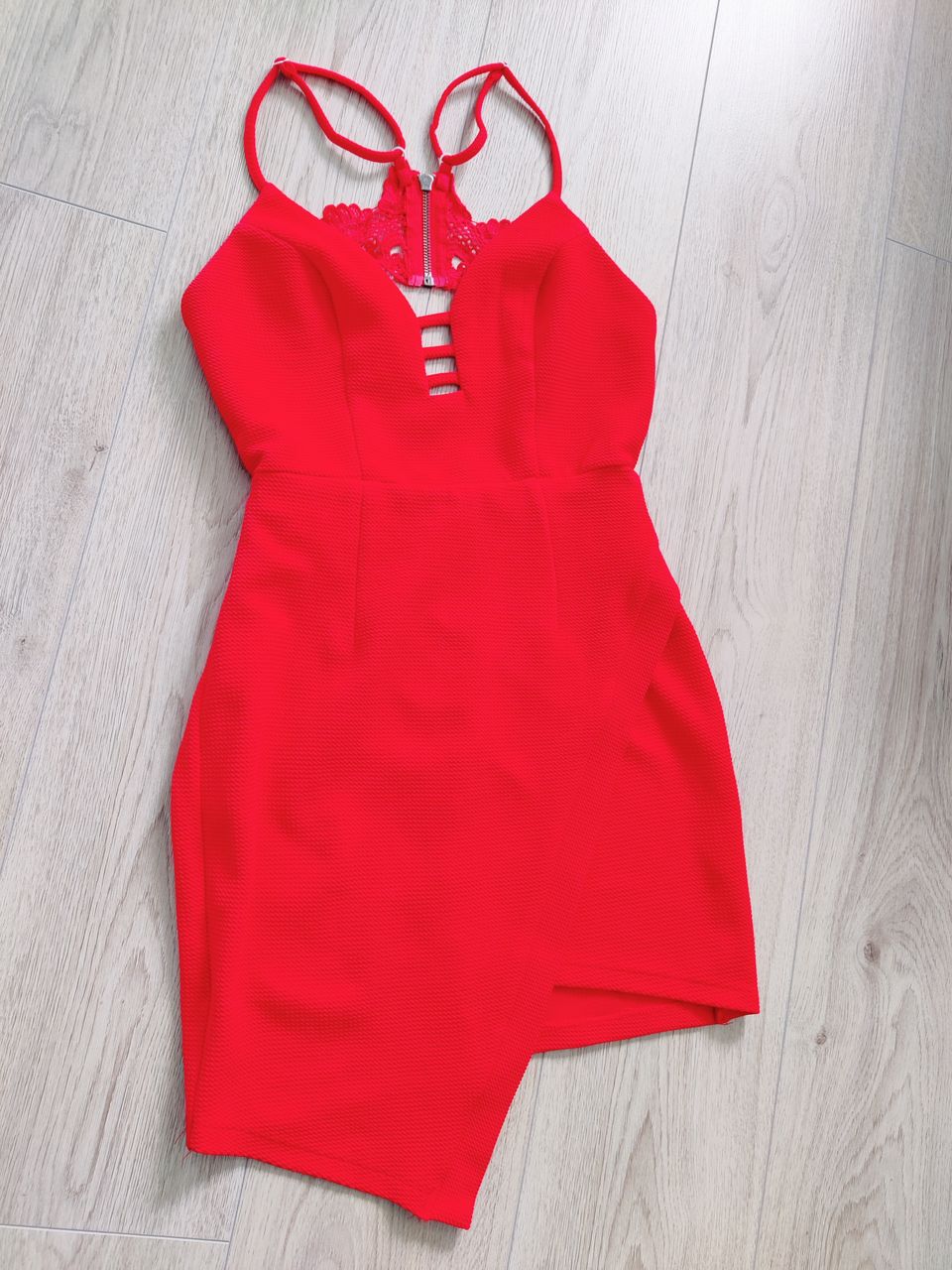 Rumor Boutique punainen mekko 36
