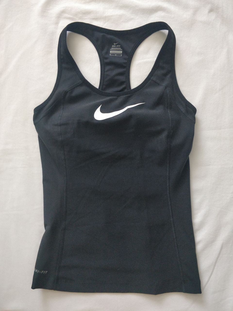 Nike urheilutoppi S