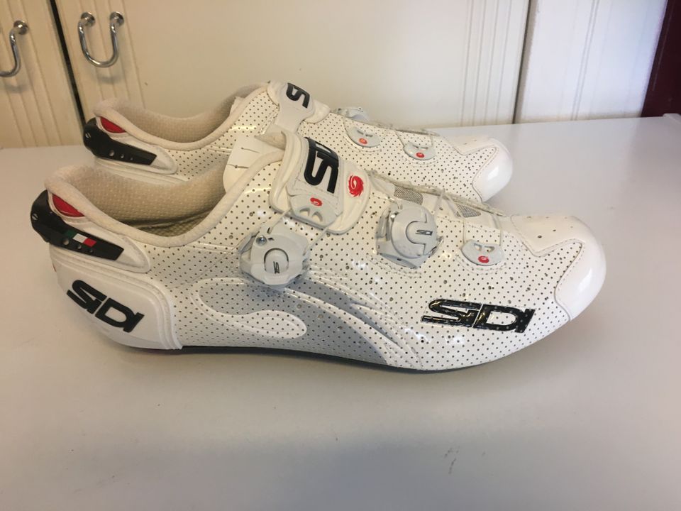 Sidi Wire Carbon Air Vernice-kengät maantiepyöräilyyn