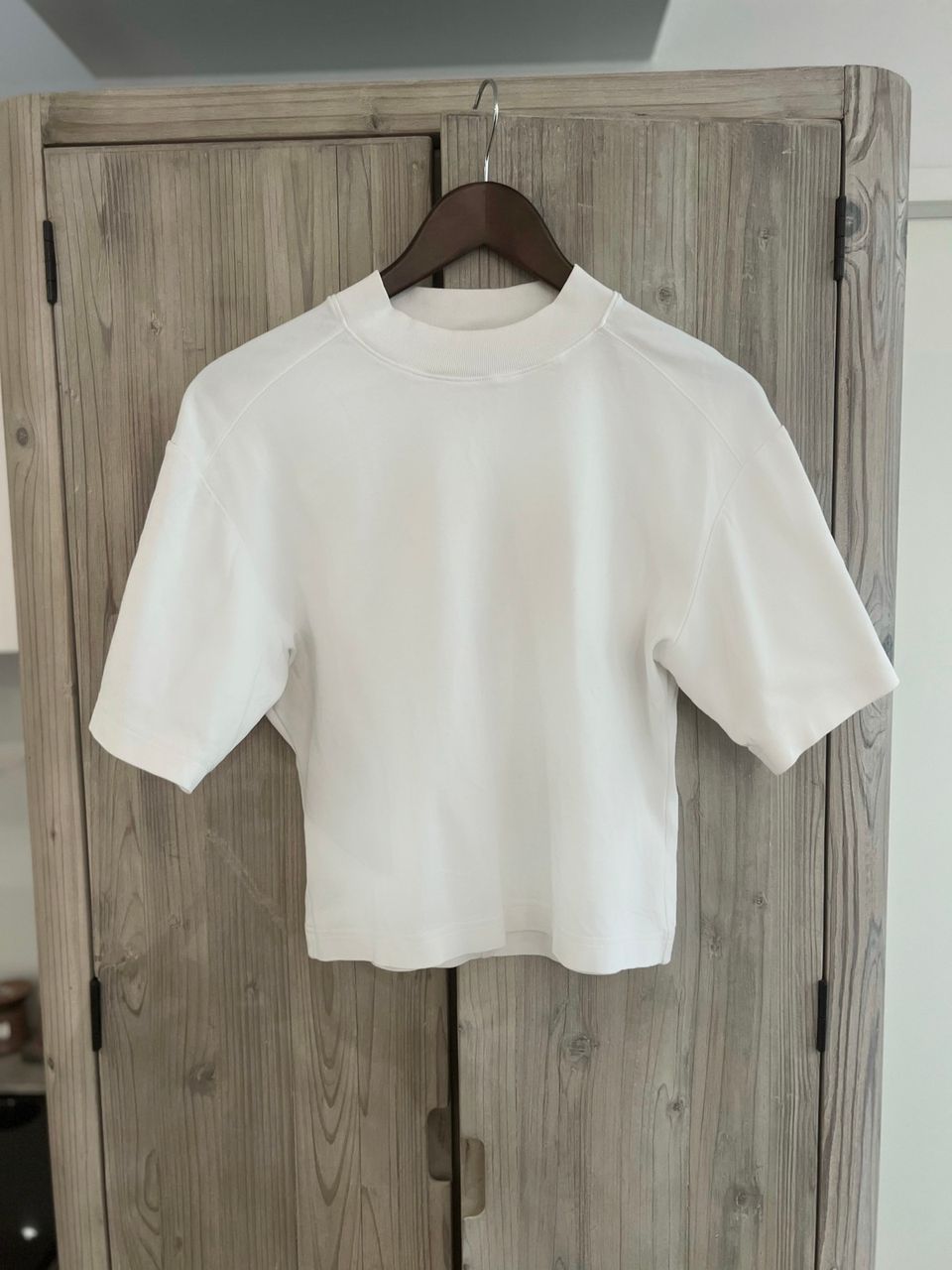 COS mock neck t-paita (S-koko) 100% puuvilla