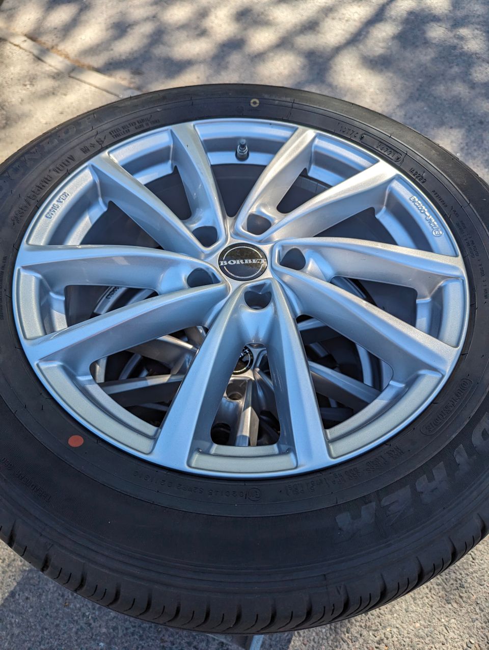 Kia/Mitsubishi/Jeep wheels, TPMS, Dunlop 235/55/18" 5x114.3