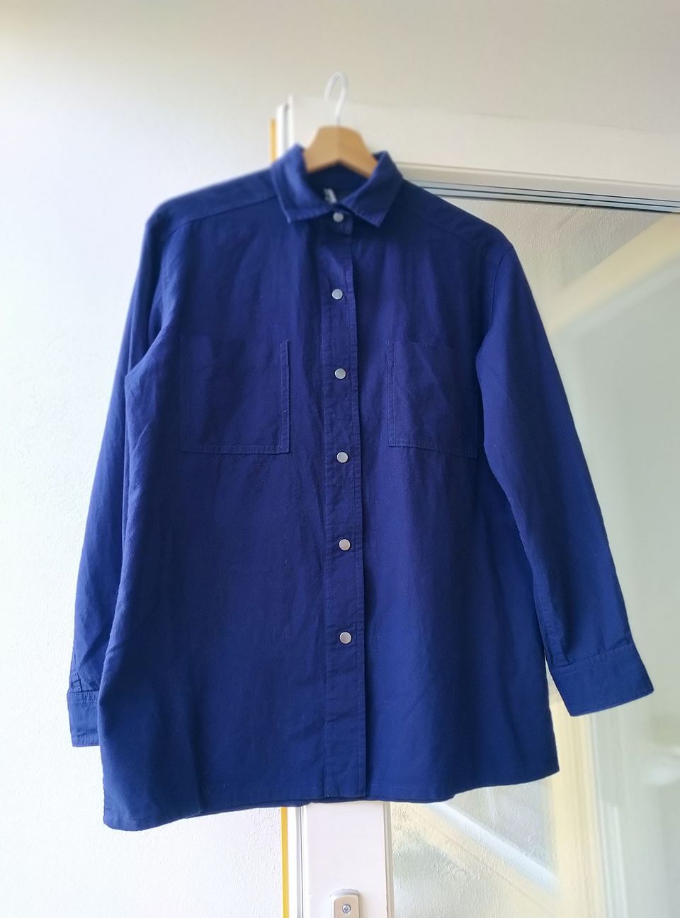 Vuokko navy blue cotton shirt
