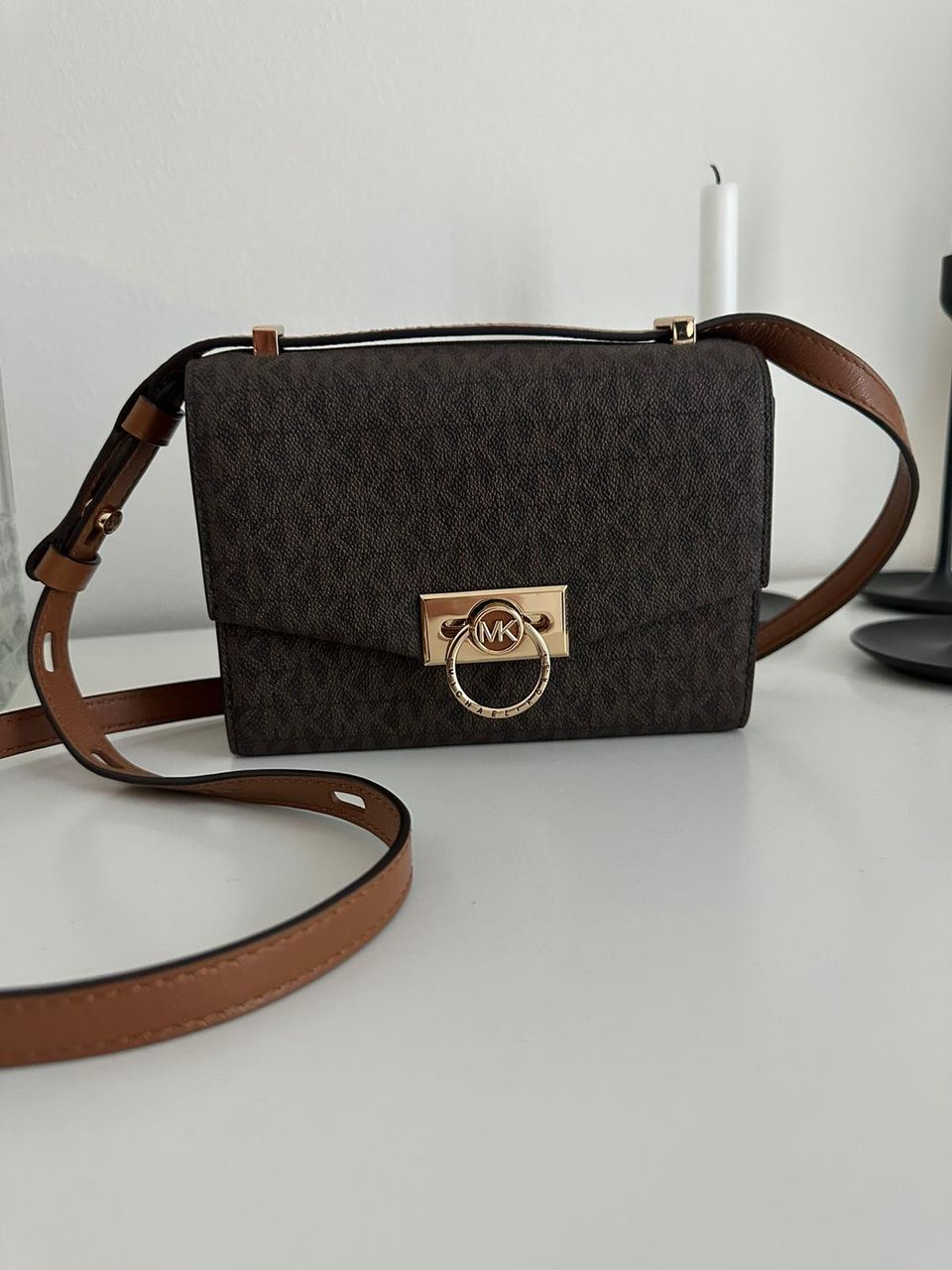 Michael Kors laukku