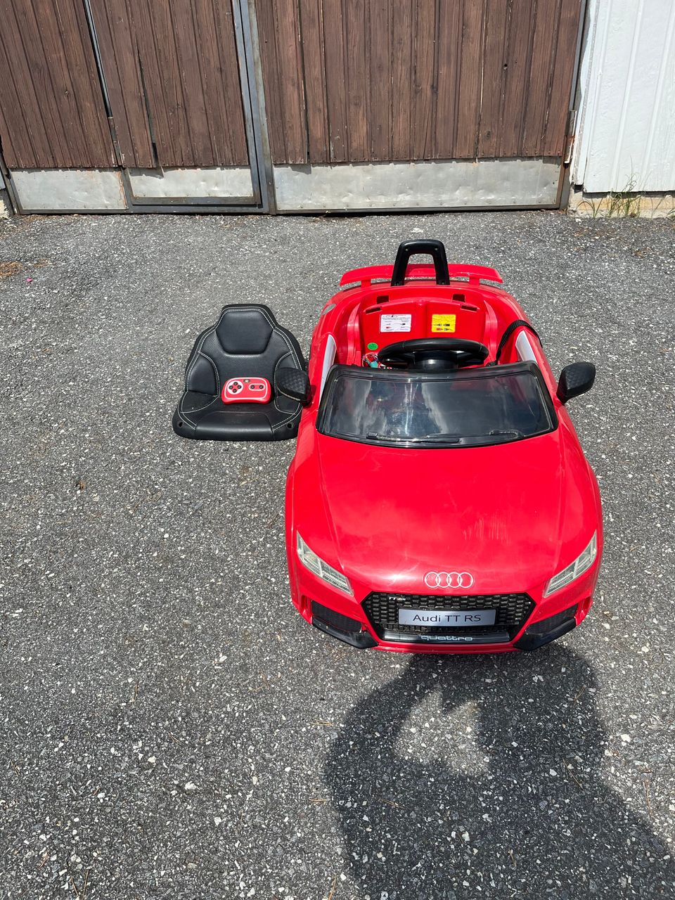 Audi TT lasten sähköauto