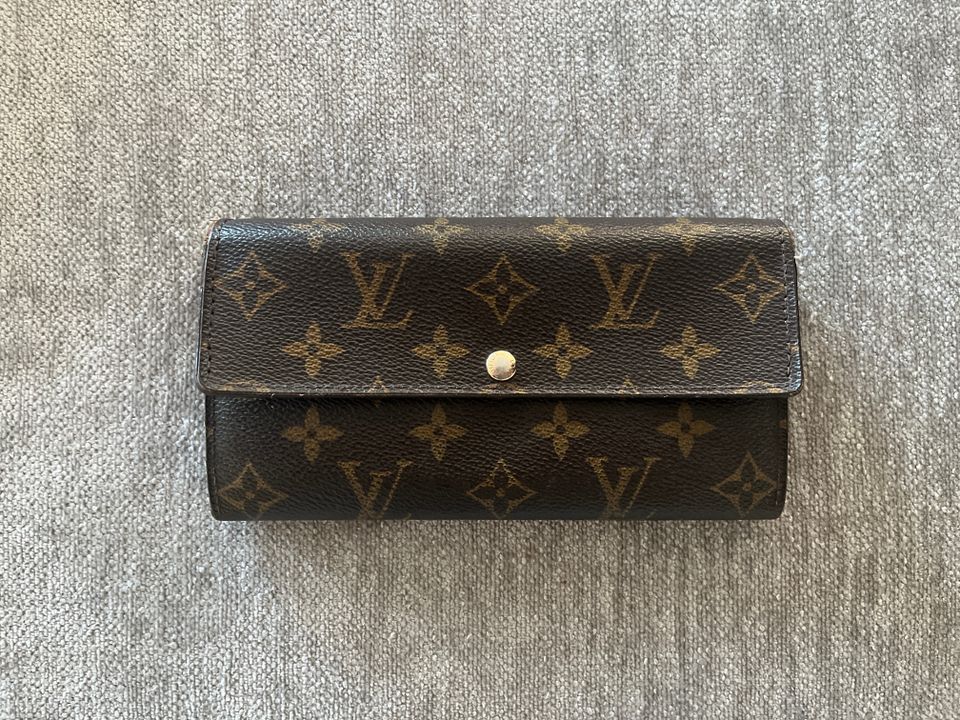 Louis Vuittonin lompakko