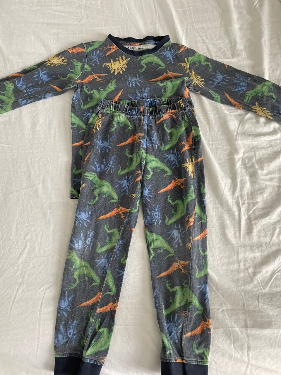Dino pyjama, koko 110/116