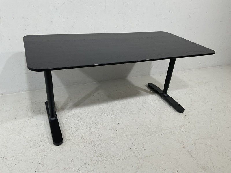 Ikea Bekant pöytä työpöytä musta 160x80