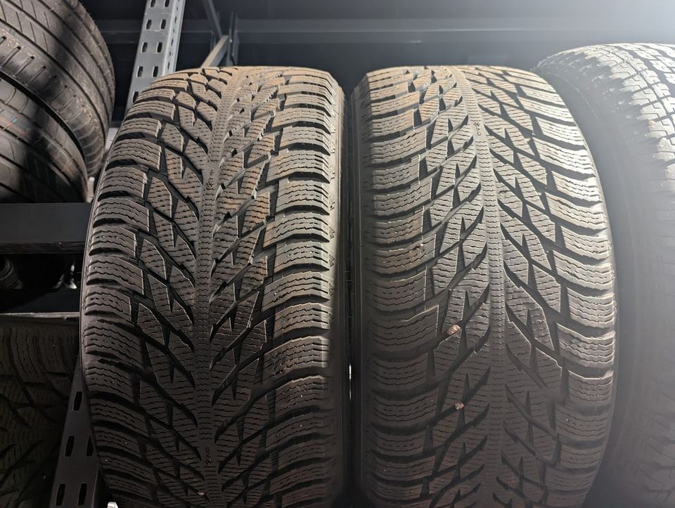 NOKIAN HAKKAPELIITTA R3 SUV 285/60 R18 116R Kitkarenkaat