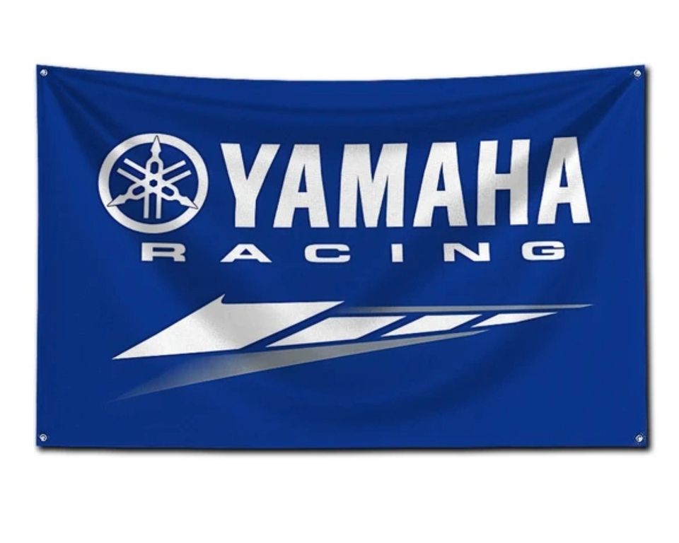 Yamaha Racing seinälippu n 90x150cm