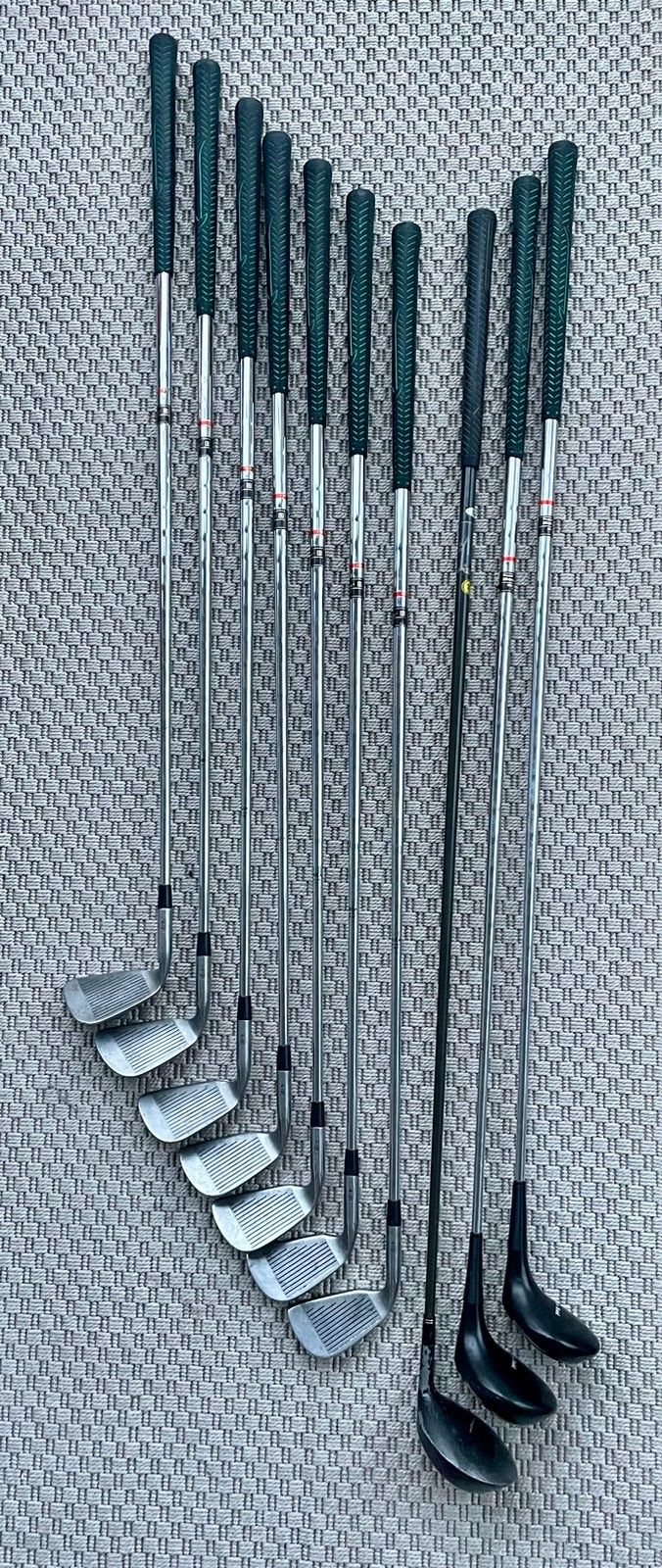 Golfmailasetti (Rauta 9,8,7,6,5,4,3 & Puu 1,3,4)