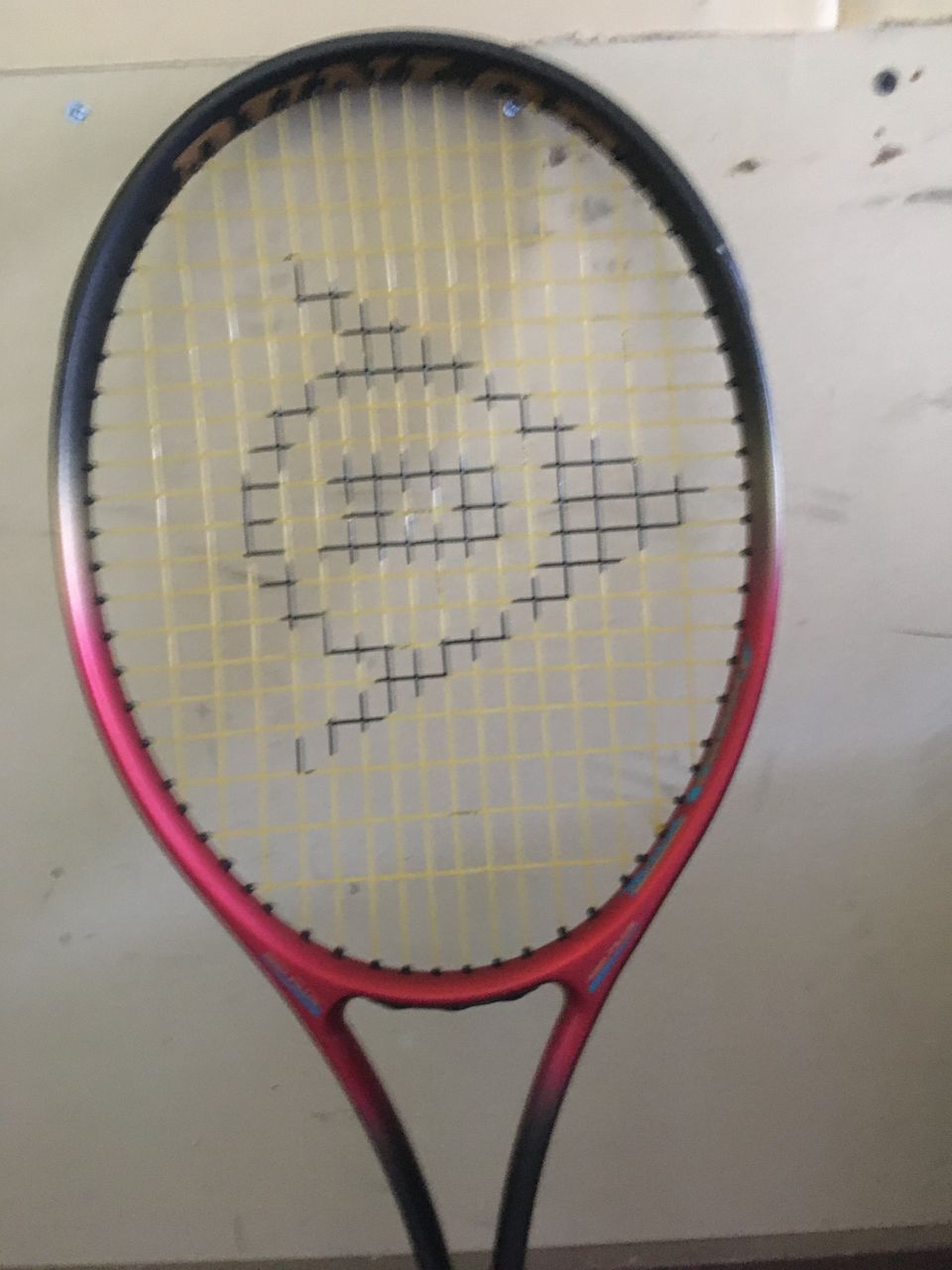 Dunlop tennismaila