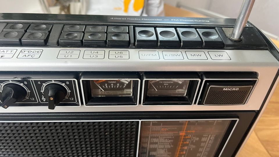 Grundig C6200 Automatic - Vintage Radio Cassette Recorder.