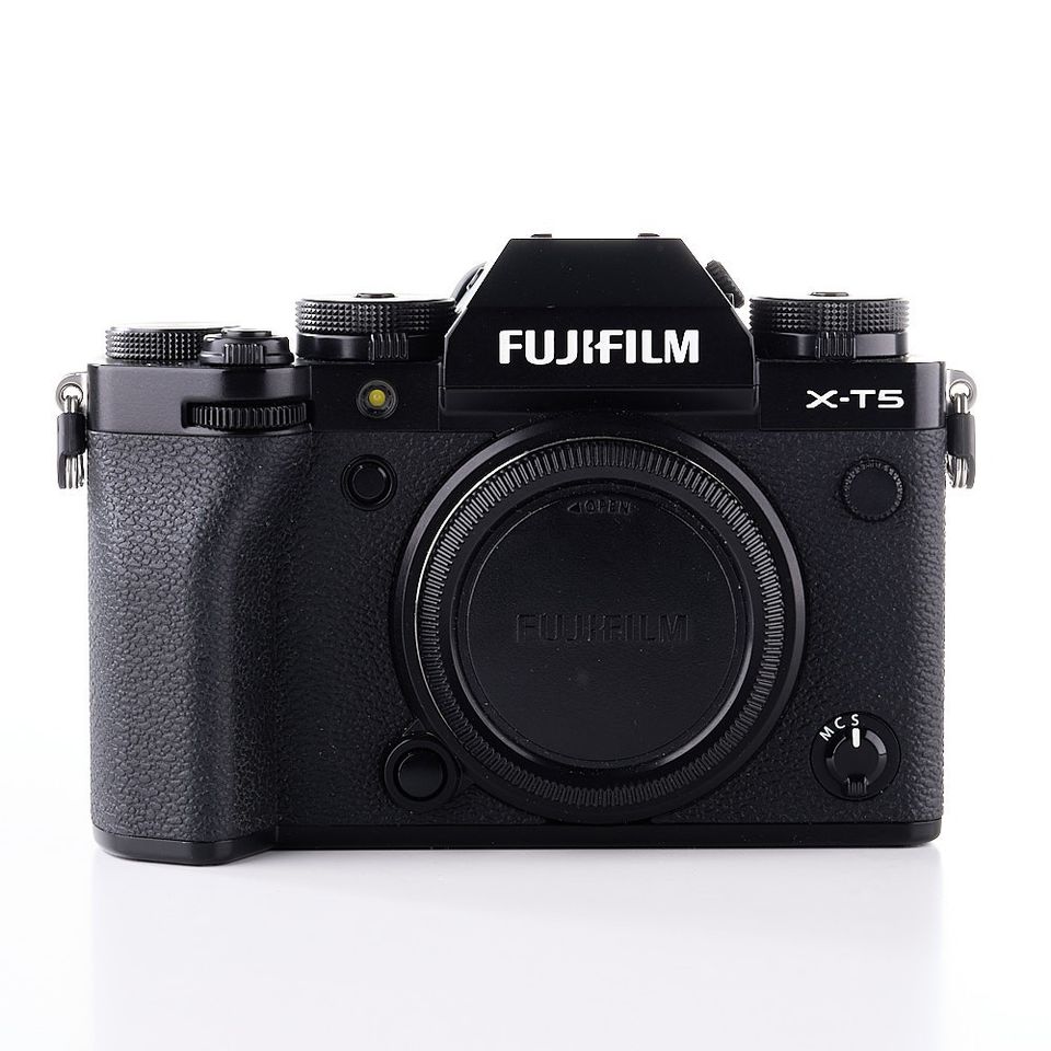 Fujifilm X-T5 (sc. 26820) (takuu)